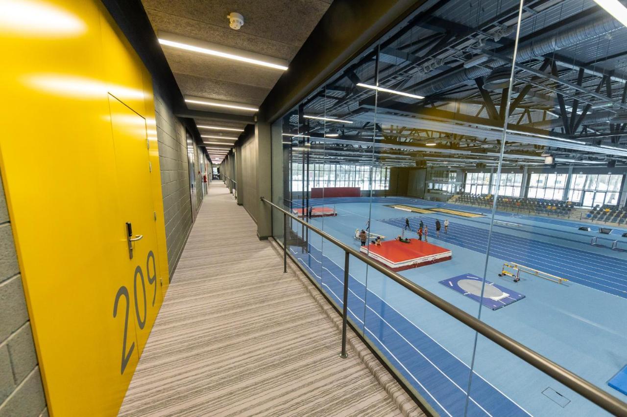 Stadium Hotel Valmiera Esterno foto