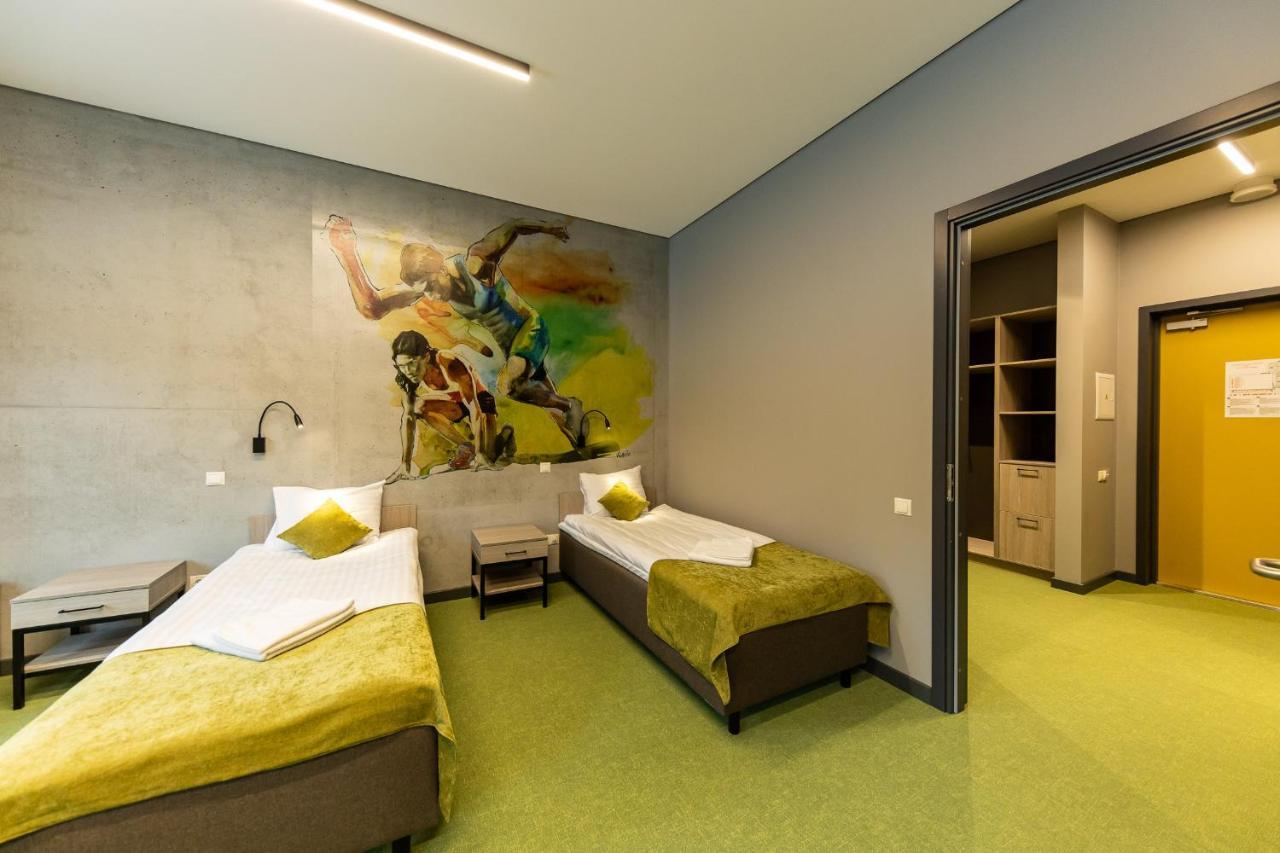 Stadium Hotel Valmiera Esterno foto